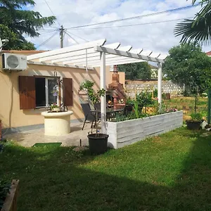 Anica Appartamento Rovigno